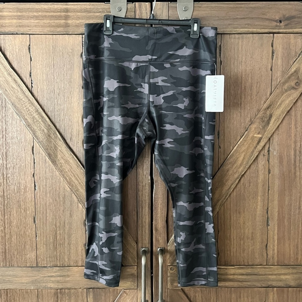 Athleta Ultimate Camo 7/8 High Rise Stash PocketTight Black Size 2X NWT - Picture 2 of 8